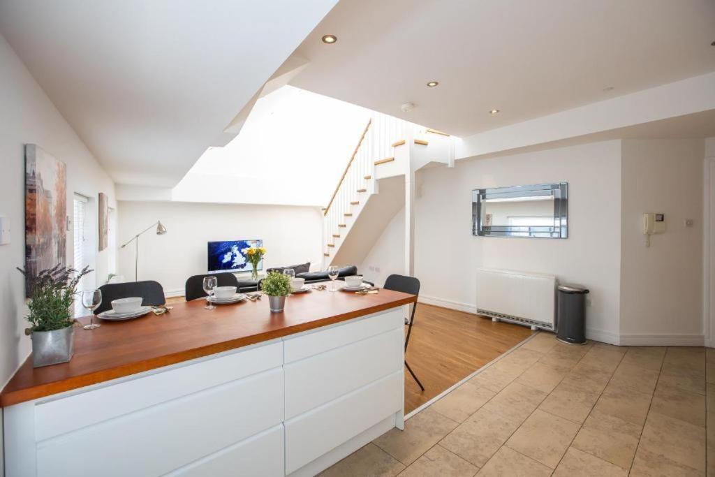 Grafton Street District Apartments Dublin Exterior photo